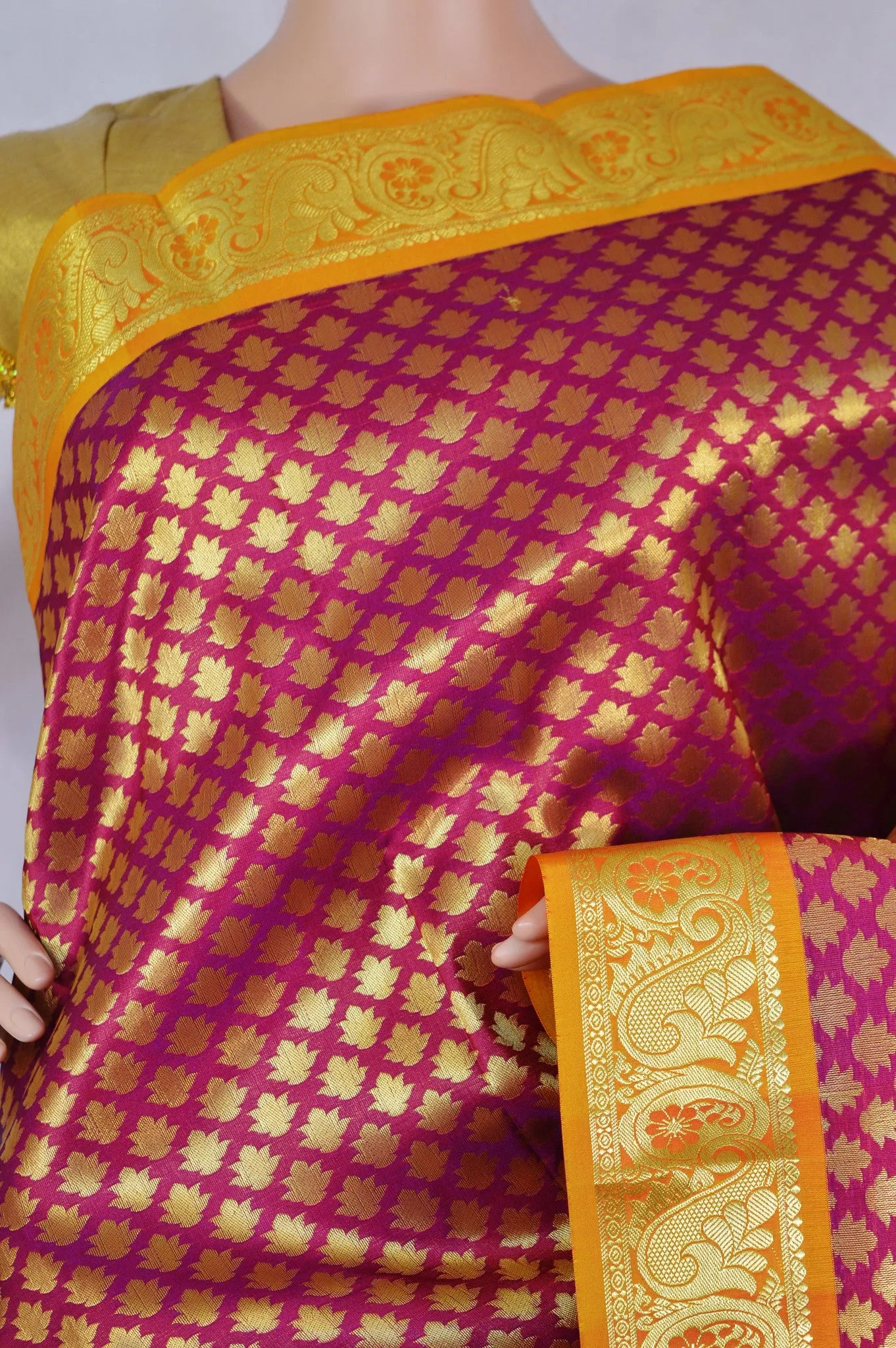 Bridal Wear Magenta Colour Kanchipuram Silk Saree